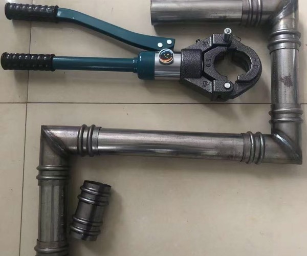 新荣冷却管生产